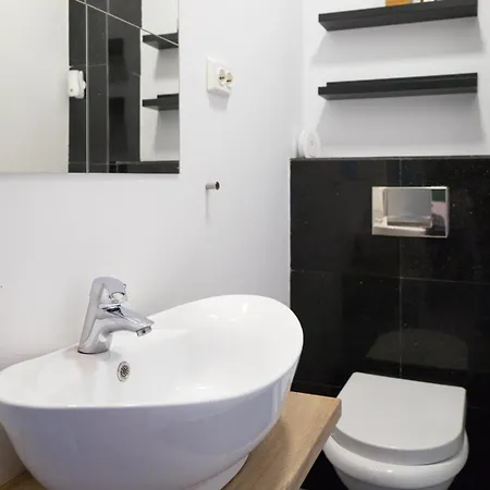 Buc Apartment